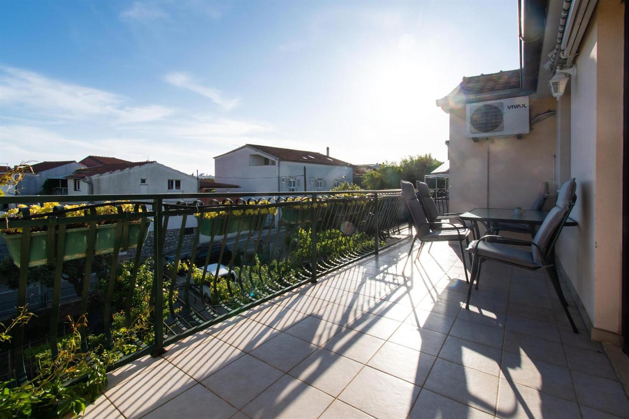 Apartments Green Garden Vodice Eksteriør bilde