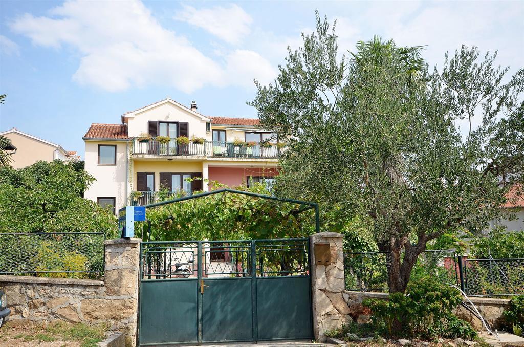 Apartments Green Garden Vodice Eksteriør bilde